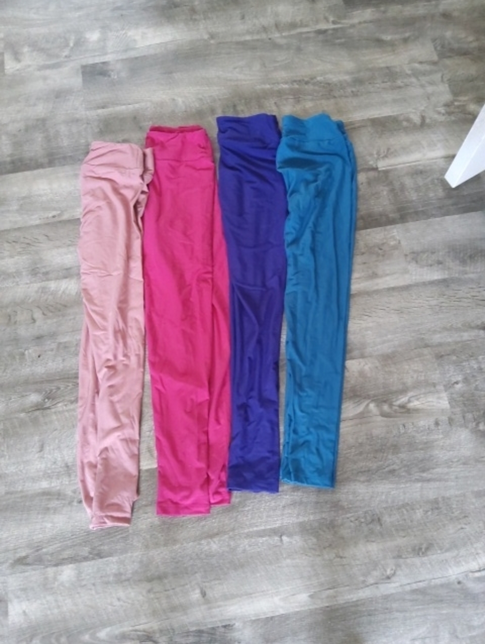 LuLaRoe Womens' Leggings 4 Pair - Light Pink, Hot Pink, Purple & Teal One Size